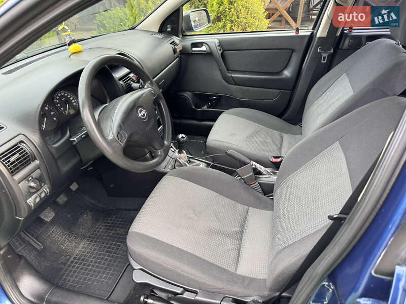 Седан Opel Astra 2004 в Львове фото 7 Седан Opel Astra 2004 в Львове