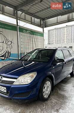 Универсал Opel Astra 2009 в Ивано-Франковске