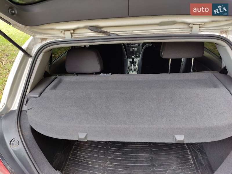 Хэтчбек Opel Astra 2005 в Кропивницком