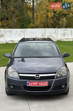 Универсал Opel Astra 2006 в 