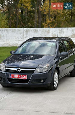Универсал Opel Astra 2006 в Луцке