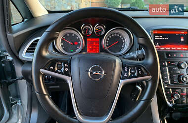 Универсал Opel Astra 2015 в 