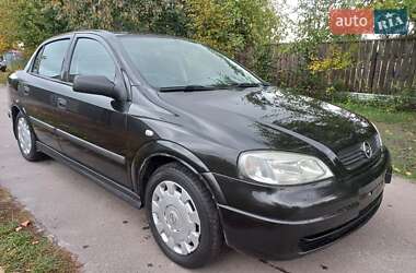 Седан Opel Astra 2008 в Шостке