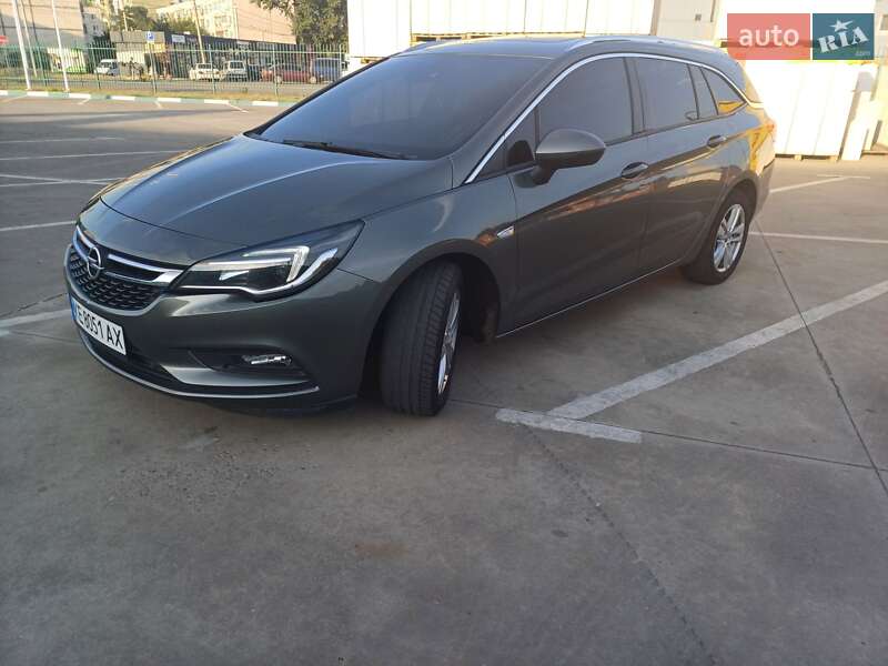 Універсал Opel Astra 2017 в Павлограді