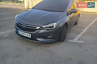 Универсал Opel Astra 2017 в Павлограде