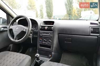 Седан Opel Astra 2001 в 