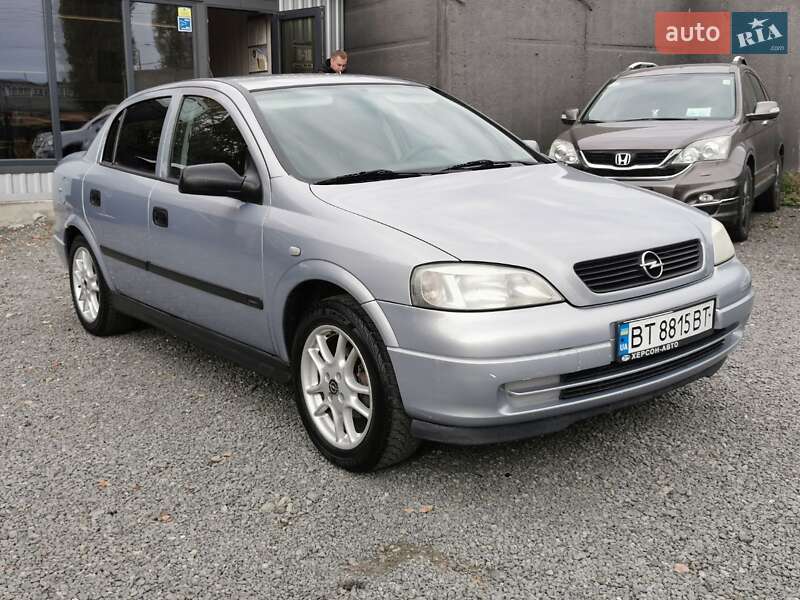 Седан Opel Astra 2001 в Хмельницком