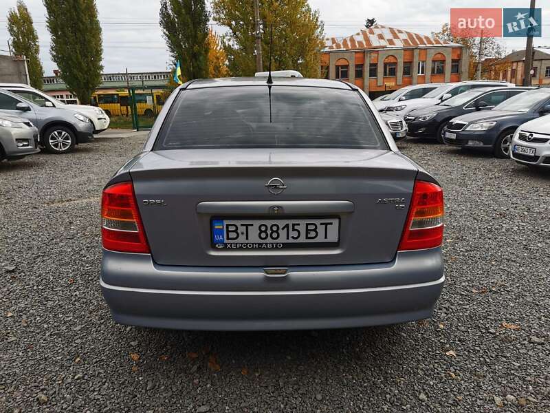 Седан Opel Astra 2001 в Хмельницком