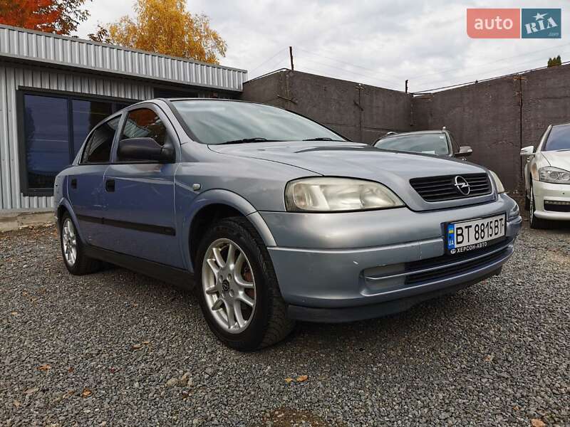 Седан Opel Astra 2001 в Хмельницком