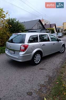 Универсал Opel Astra 2009 в 
