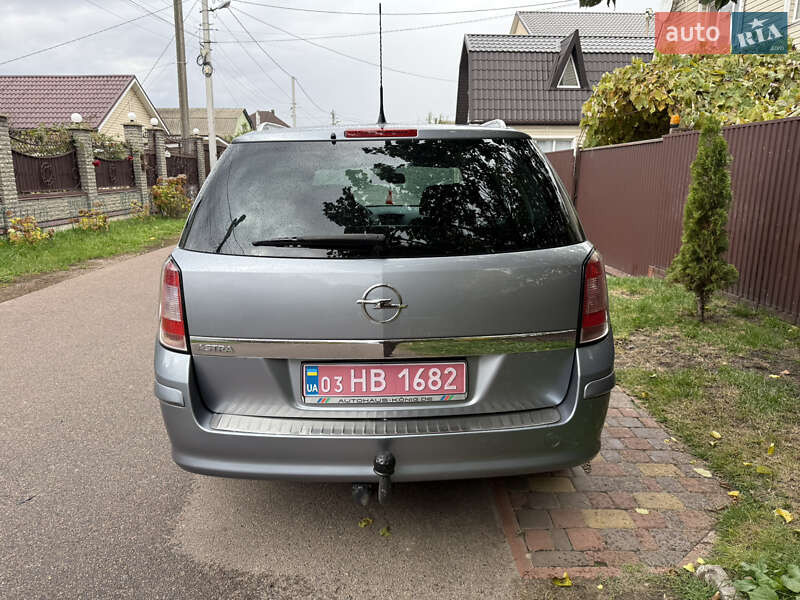 Универсал Opel Astra 2009 в Борисполе
