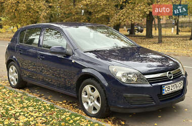Хэтчбек Opel Astra 2006 в Сумах