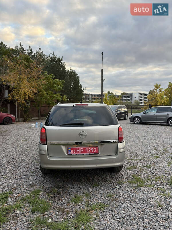 Универсал Opel Astra 2009 в Белой Церкви