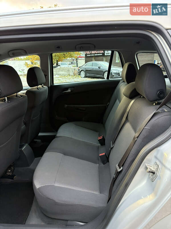 Универсал Opel Astra 2009 в Белой Церкви