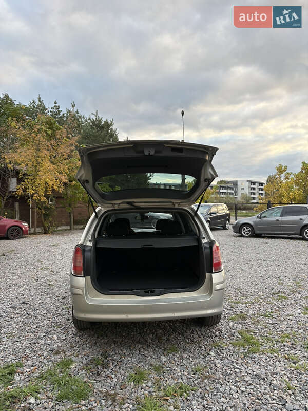 Универсал Opel Astra 2009 в Белой Церкви