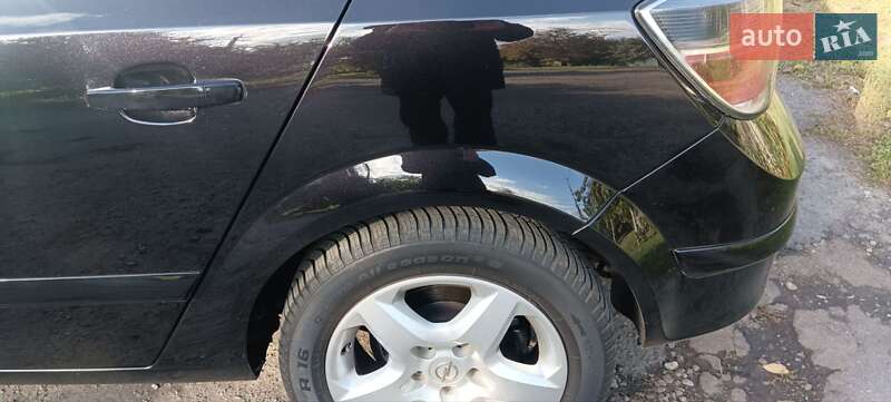 Хэтчбек Opel Astra 2007 в Умани фото 12 Хэтчбек Opel Astra 2007 в Умани