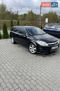 Универсал Opel Astra 2007 в Яворове