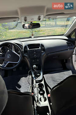 Хэтчбек Opel Astra 2011 в Запорожье Хэтчбек Opel Astra 2011 в Запорожье