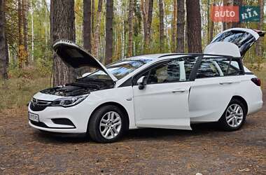 Універсал Opel Astra 2018 в  фото 41 Універсал Opel Astra 2018 в