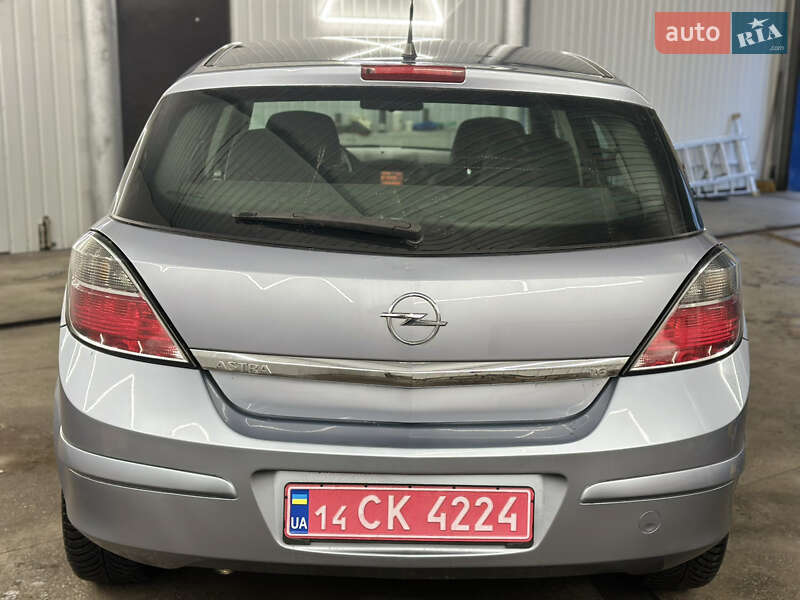 Хэтчбек Opel Astra 2008 в Виннице