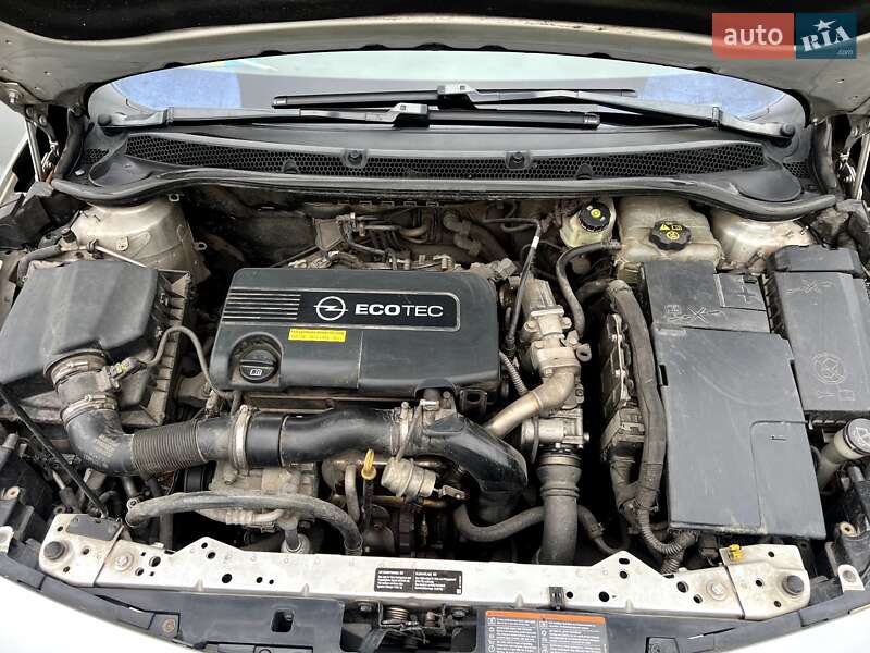 Универсал Opel Astra 2011 в Ровно фото 28 Универсал Opel Astra 2011 в Ровно