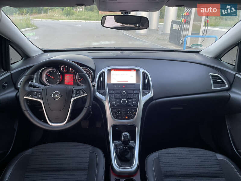 Універсал Opel Astra 2014 в Рокитному фото 15 Універсал Opel Astra 2014 в Рокитному