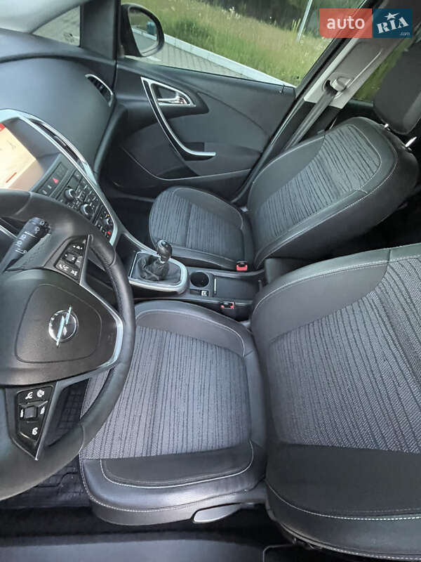 Універсал Opel Astra 2014 в Рокитному фото 22 Універсал Opel Astra 2014 в Рокитному