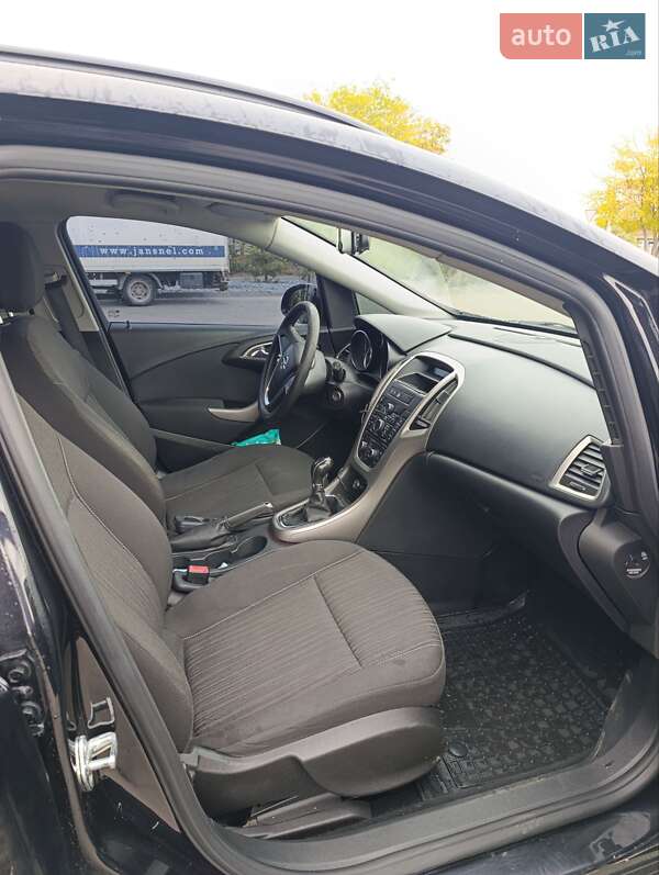 Универсал Opel Astra 2011 в Днепре фото 11 Универсал Opel Astra 2011 в Днепре