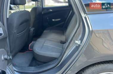 Універсал Opel Astra 2011 в  фото 14 Універсал Opel Astra 2011 в