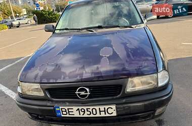 Седан Opel Astra 1997 в 