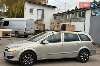 Универсал Opel Astra 2008 в 
