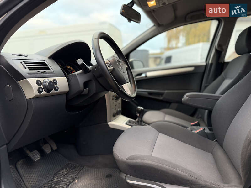 Універсал Opel Astra 2008 в Рівному фото 43 Універсал Opel Astra 2008 в Рівному