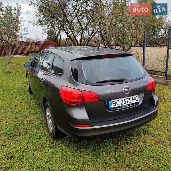 Универсал Opel Astra 2011 в Дрогобыче фото 6 Универсал Opel Astra 2011 в Дрогобыче