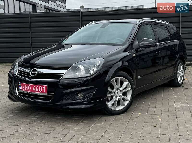 Универсал Opel Astra 2010 в Черкассах