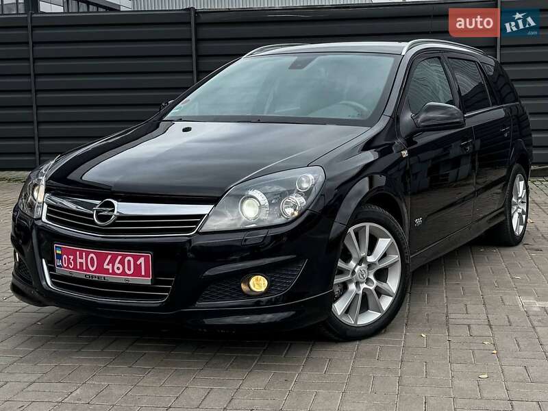 Opel Astra 2010 Opel Astra 2010