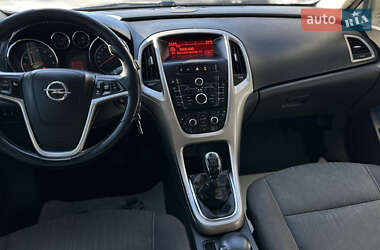 Універсал Opel Astra 2010 в  фото 38 Універсал Opel Astra 2010 в