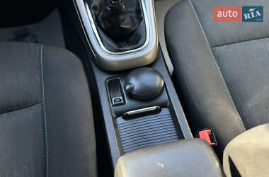 Універсал Opel Astra 2010 в  фото 42 Універсал Opel Astra 2010 в