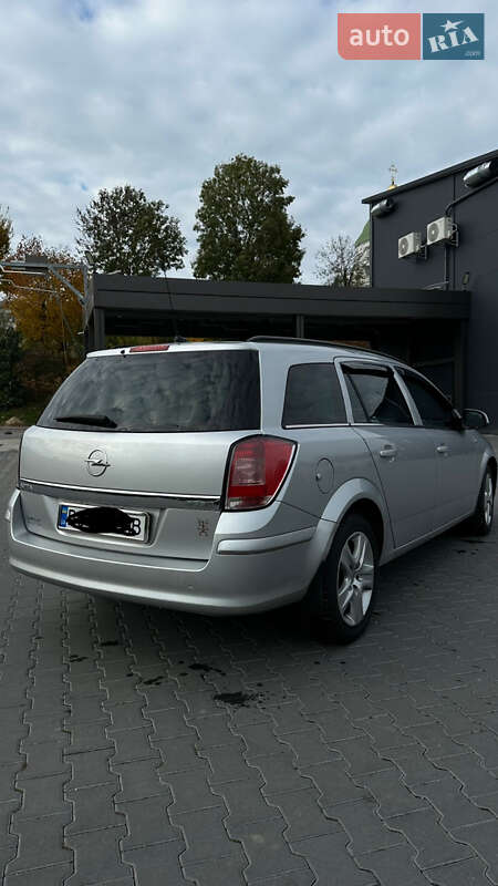 Универсал Opel Astra 2010 в Тернополе фото 5 Универсал Opel Astra 2010 в Тернополе
