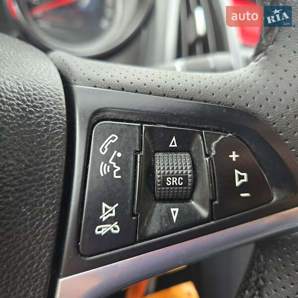 Хэтчбек Opel Astra 2017 в Кривом Роге