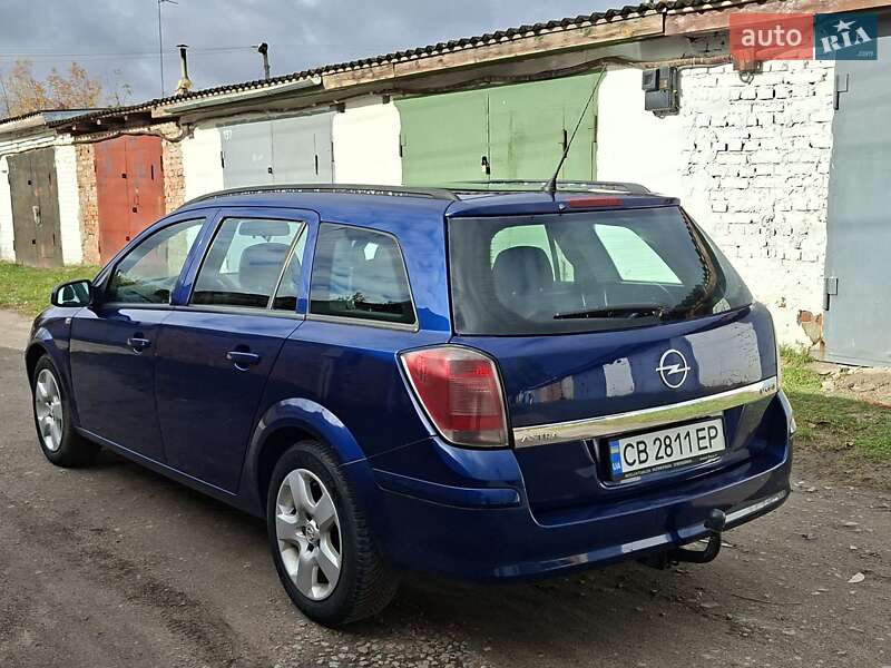 Универсал Opel Astra 2006 в Нежине