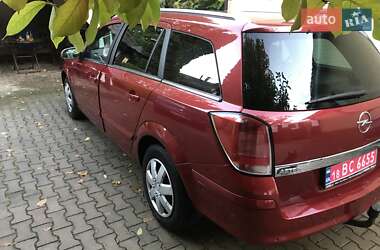 Универсал Opel Astra 2006 в  фото 9 Универсал Opel Astra 2006 в