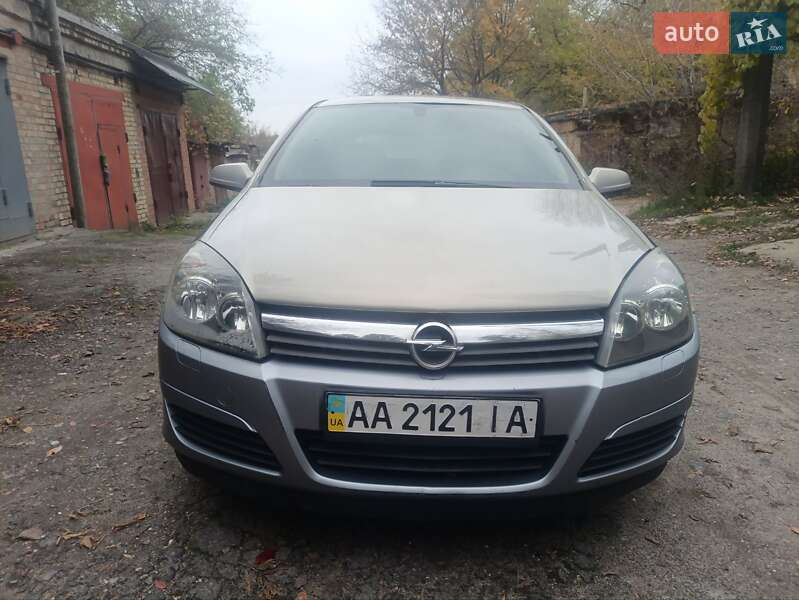 Хэтчбек Opel Astra 2006 в Киеве фото 5 Хэтчбек Opel Astra 2006 в Киеве