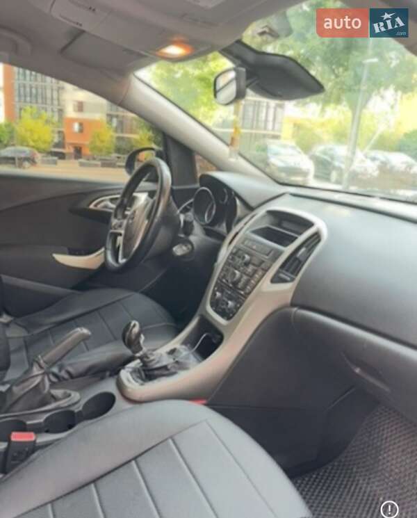 Хетчбек Opel Astra 2012 в Івано-Франківську фото 5 Хетчбек Opel Astra 2012 в Івано-Франківську