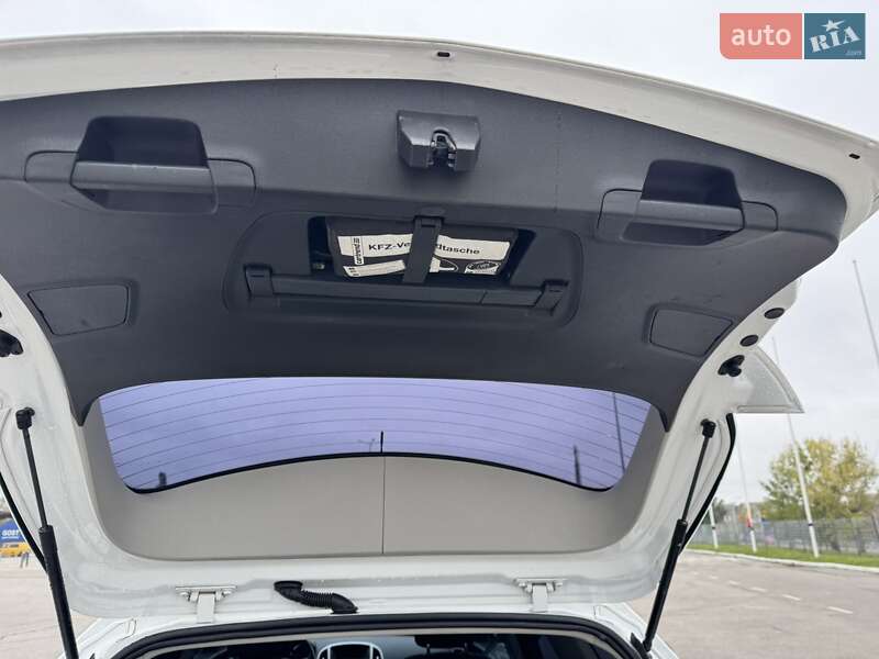 Універсал Opel Astra 2011 в Харкові