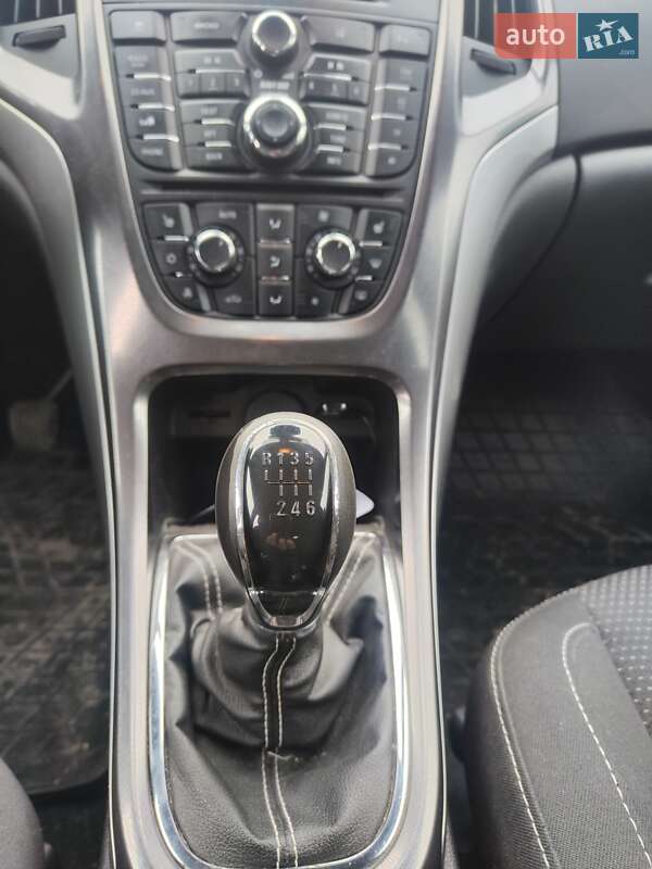 Универсал Opel Astra 2011 в Сарнах фото 7 Универсал Opel Astra 2011 в Сарнах