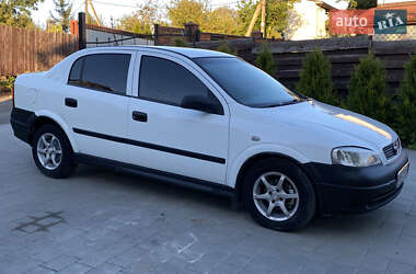 Седан Opel Astra 2000 в  фото 18 Седан Opel Astra 2000 в