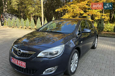 Хэтчбек Opel Astra 2009 в Луцке