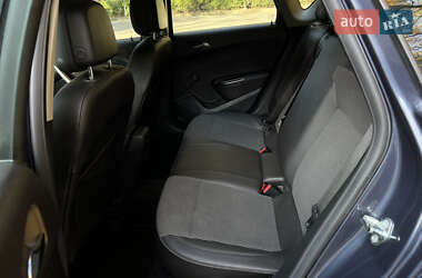 Хетчбек Opel Astra 2009 в  фото 8 Хетчбек Opel Astra 2009 в
