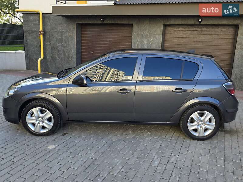 Хэтчбек Opel Astra 2012 в Тернополе фото 5 Хэтчбек Opel Astra 2012 в Тернополе