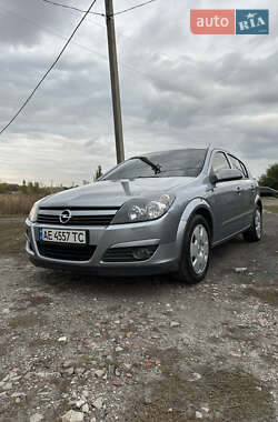 Хэтчбек Opel Astra 2005 в Павлограде Хэтчбек Opel Astra 2005 в Павлограде